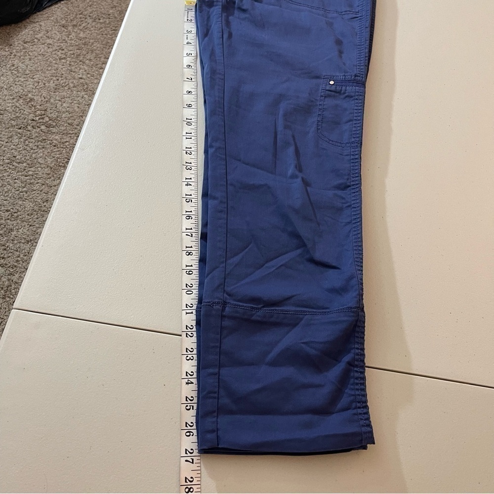 Chico’s Roll Tab Cuff Crop Cargo Pants Women Size 00 Blue Pockets - Picture 11 of 12